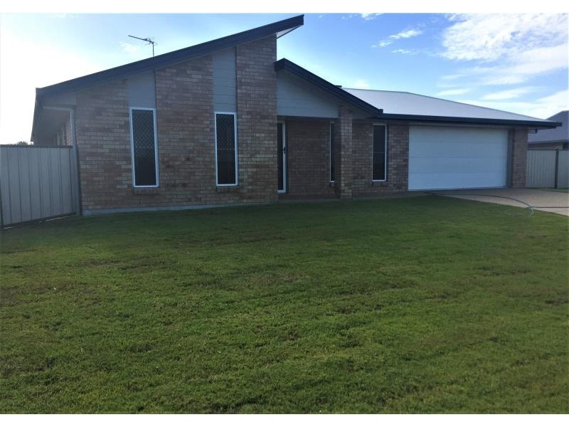 39 Belltrees Place, Gracemere QLD 4702